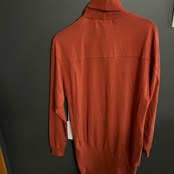 YOUNG FABULOUS AND BROKE Turtleneck Asymmetrical Sweater Side Zipper NWT Size S - Picture 10 of 14
